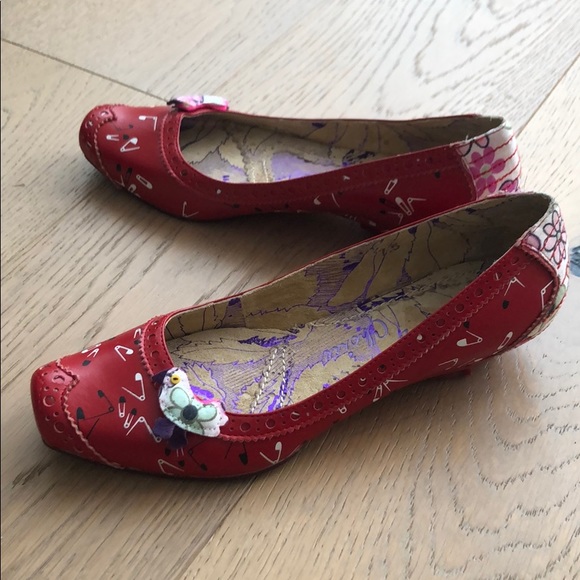 Irregular Choice Flat red whimsical shoes - Picture 9 of 9